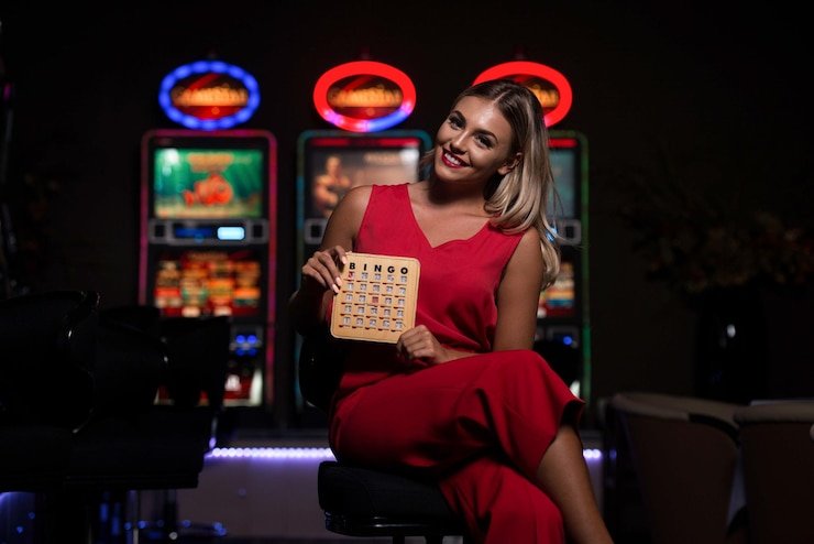 Tampilan layar Dadu Online di aplikasi stadium 77 dengan dealer live dan meja taruhan interaktif