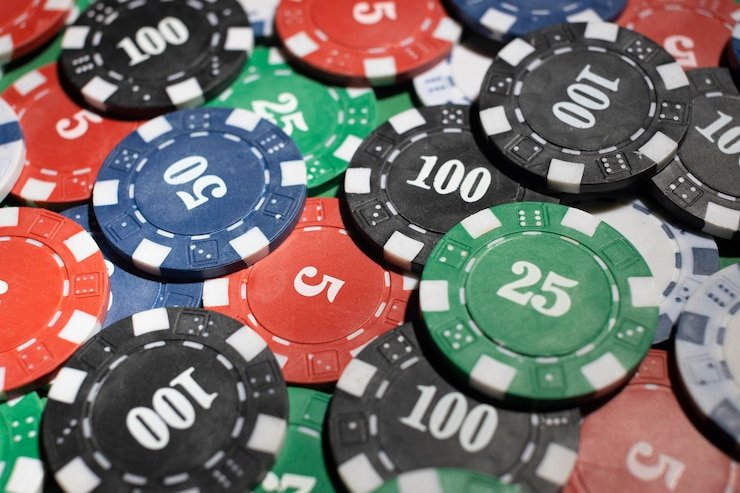 Dealer Dadu Online stadium 77 di studio live dengan setup multi-kamera dan teknologi verifikasi otomatis